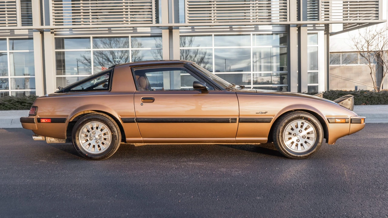 1985 Mazda RX-7 SA & FB - Image 15 of 31