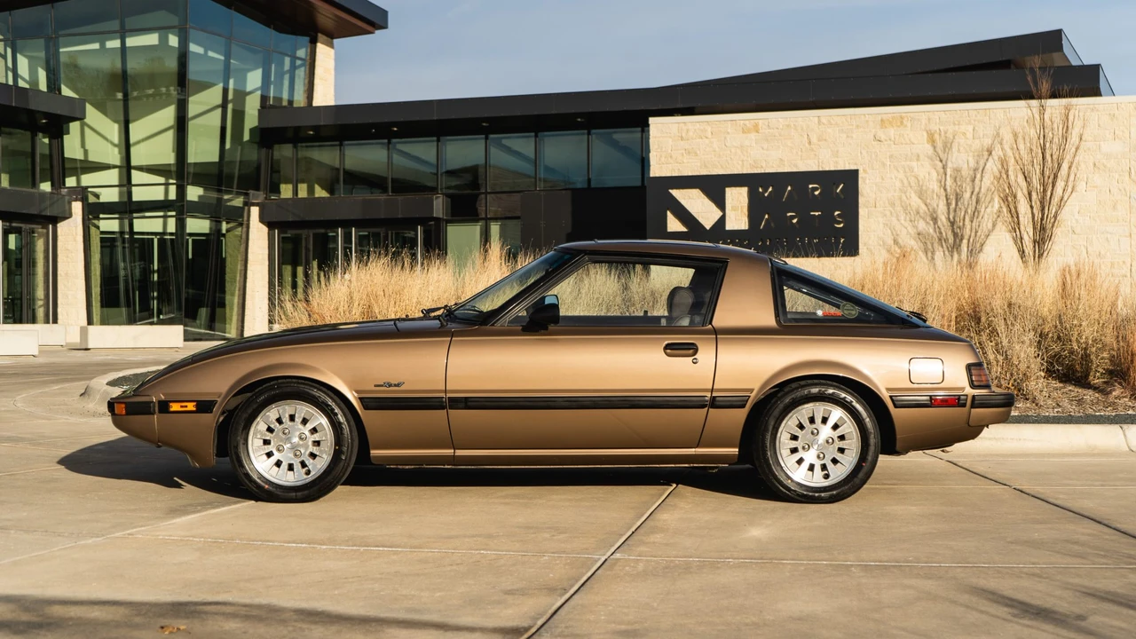 1985 Mazda RX-7 SA & FB - Image 6 of 31