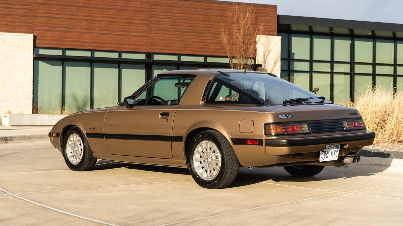 1985 Mazda RX-7 SA & FB - Image 8 of 31