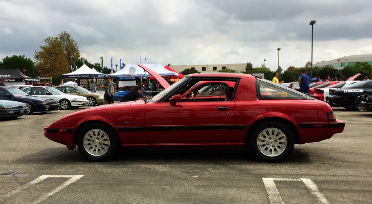 1985 Mazda RX-7 SA & FB - Image 3 of 31