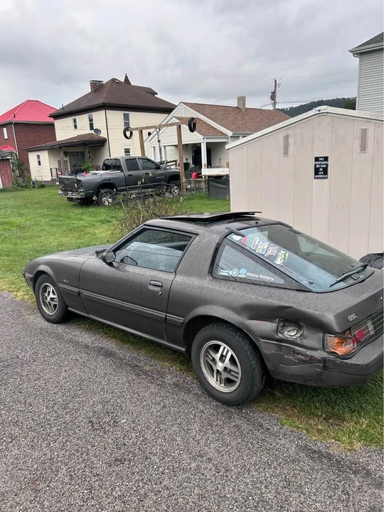 1985 Mazda RX-7 SA & FB - Image 4 of 9