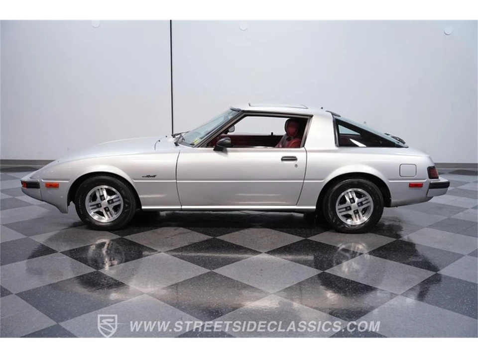 1985 Mazda RX-7 SA & FB - Image 2 of 31