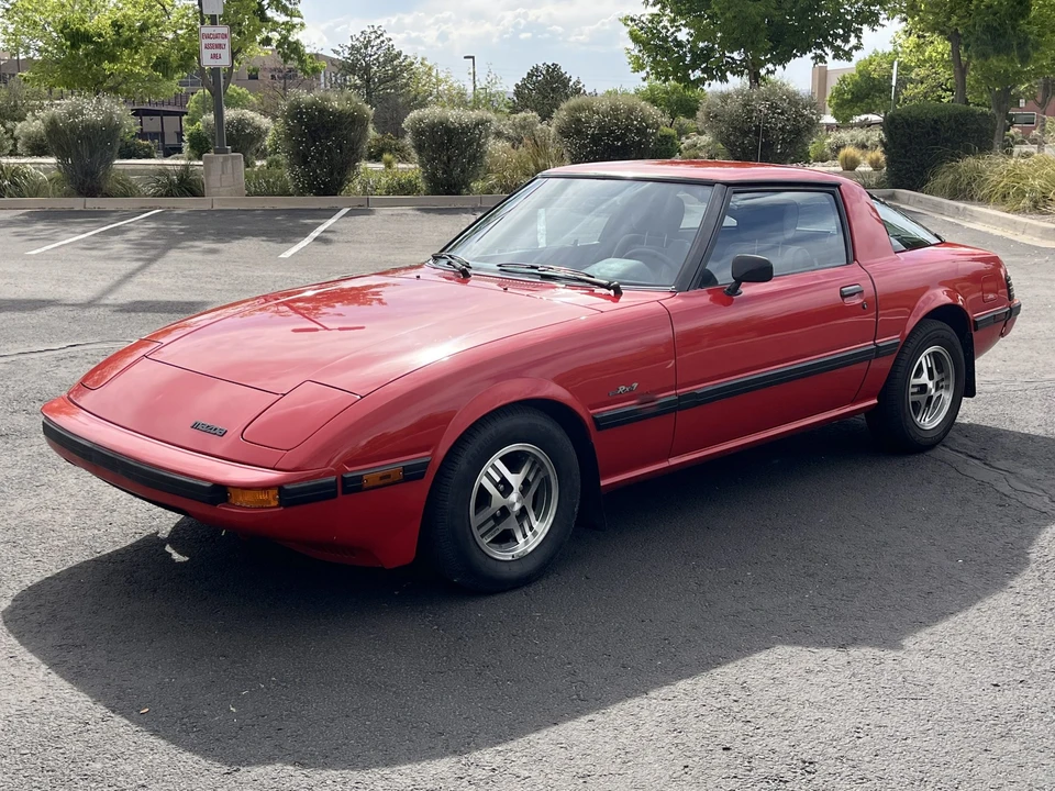 1985 Mazda RX-7 SA & FB - Image 2 of 31