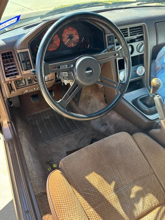 1985 Mazda RX-7 SA & FB - Image 6 of 11
