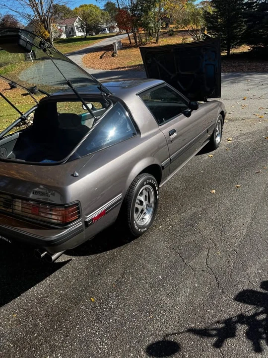 1985 Mazda RX-7 SA & FB - Image 5 of 10