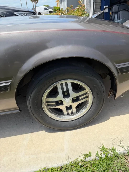 1985 Mazda RX-7 SA & FB - Image 10 of 16