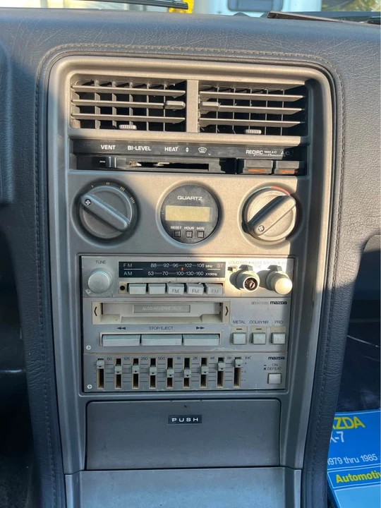 1985 Mazda RX-7 SA & FB - Image 9 of 9