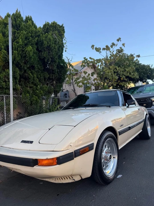 1985 Mazda RX-7 SA & FB - Image 2 of 6