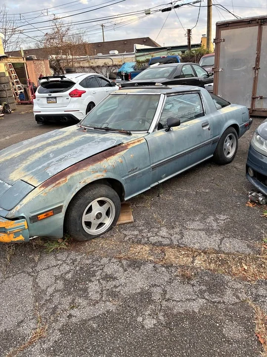 1985 Mazda RX-7 SA & FB - Image 2 of 6