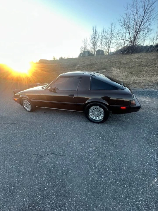 1985 Mazda RX-7 SA & FB - Image 9 of 20
