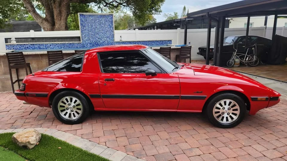 1985 Mazda RX-7 SA & FB - Image 2 of 4