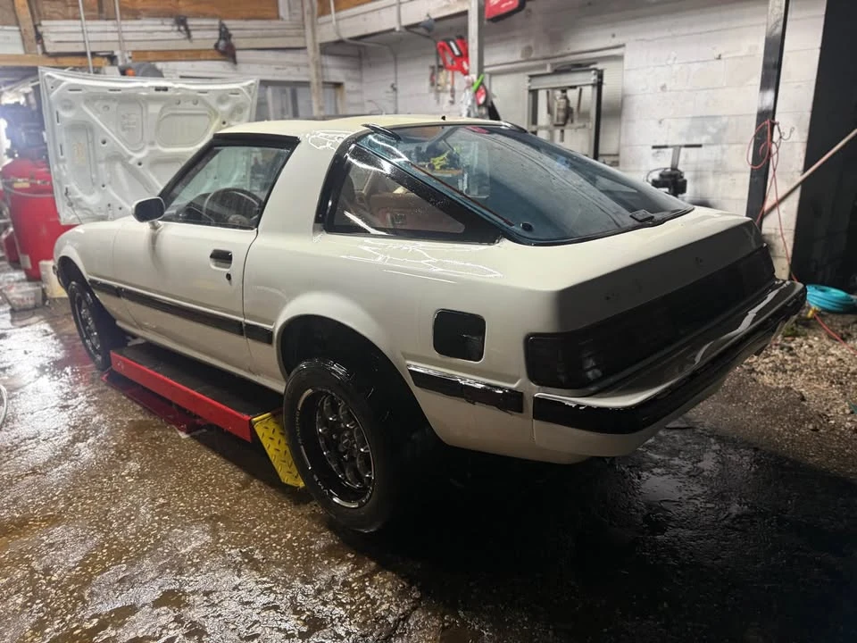1985 Mazda RX-7 SA & FB - Image 11 of 18