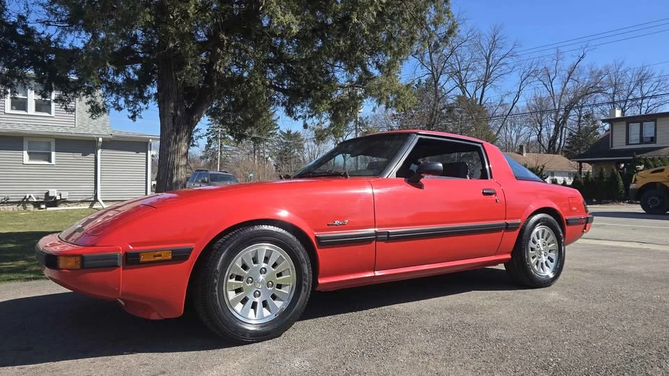 1985 Mazda RX-7 SA & FB - Image 2 of 17