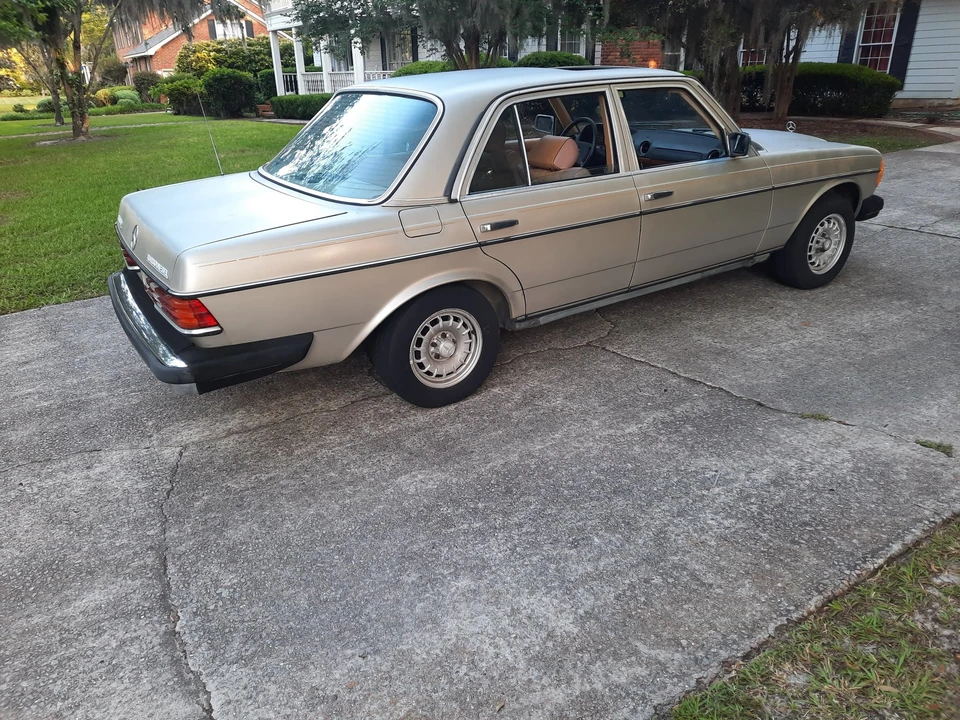1985 Mercedes-Benz W123 Wagon (S123) - Image 15 of 15