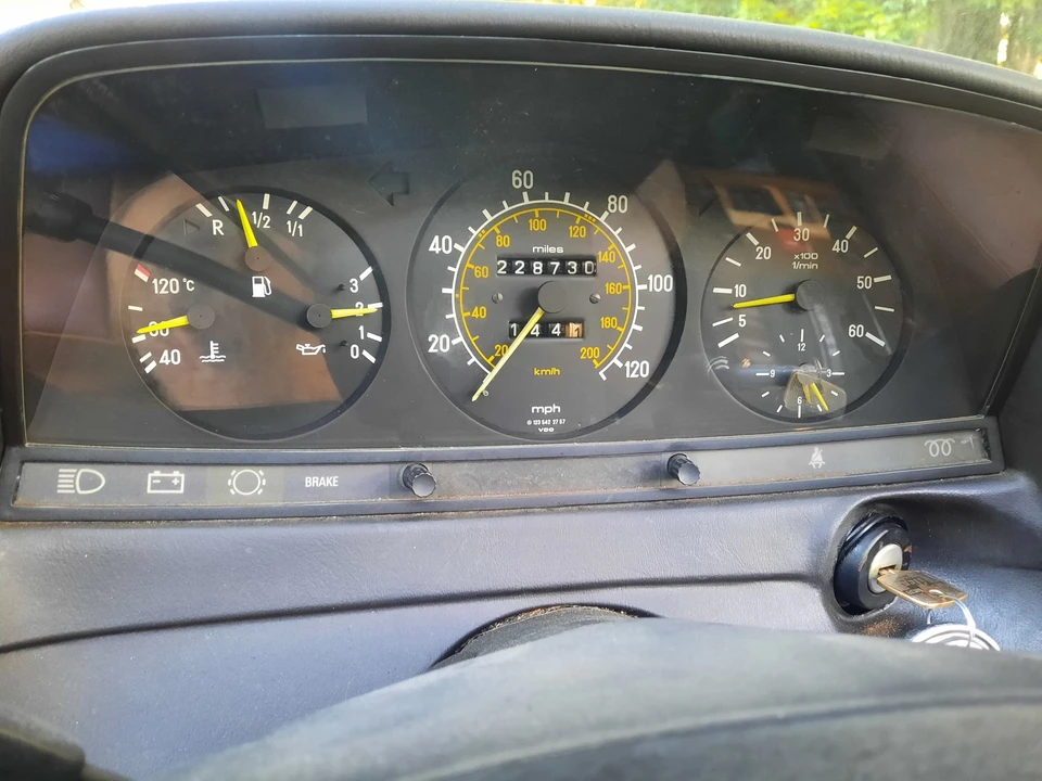 1985 Mercedes-Benz W123 Wagon (S123) - Image 7 of 15