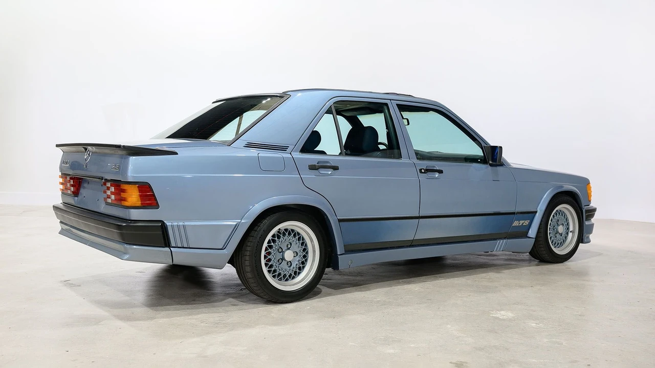 1985 Mercedes-Benz 190E - Image 14 of 31