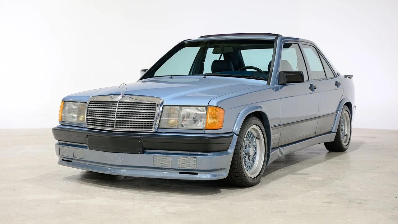 1985 Mercedes-Benz 190E - Image 13 of 31