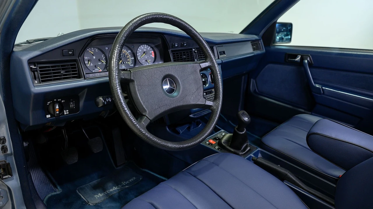 1985 Mercedes-Benz 190E - Image 8 of 31