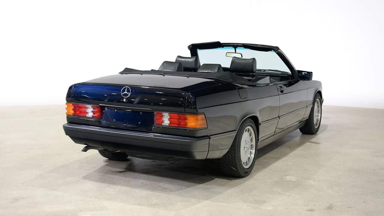 1985 Mercedes-Benz 190E - Image 19 of 31
