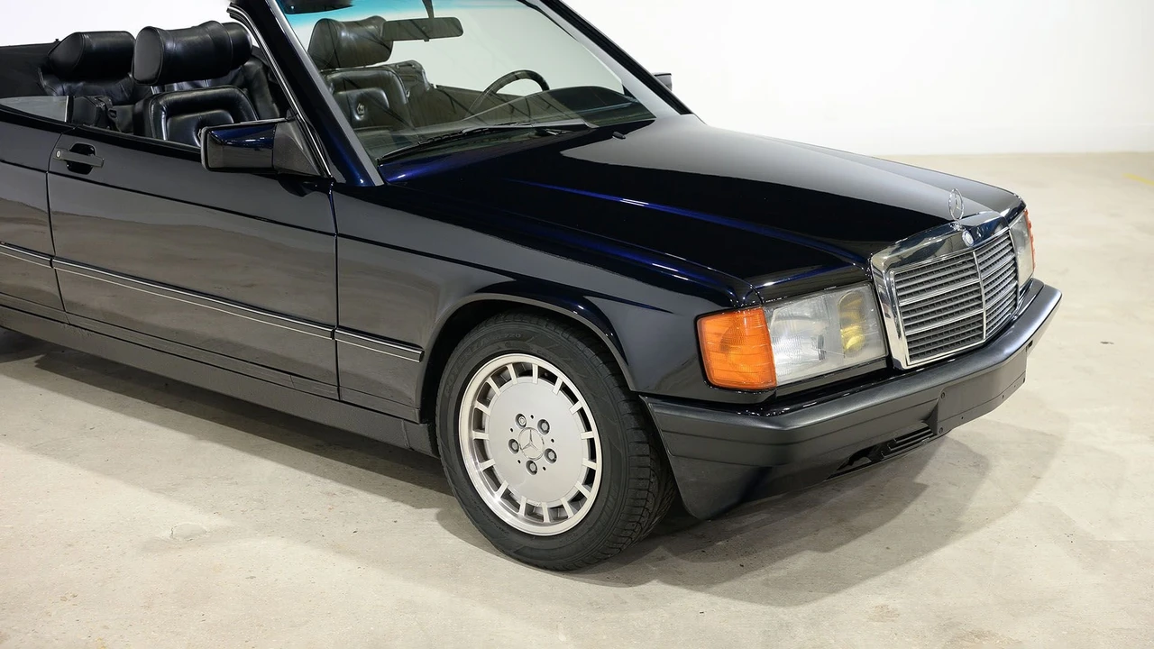 1985 Mercedes-Benz 190E - Image 21 of 31