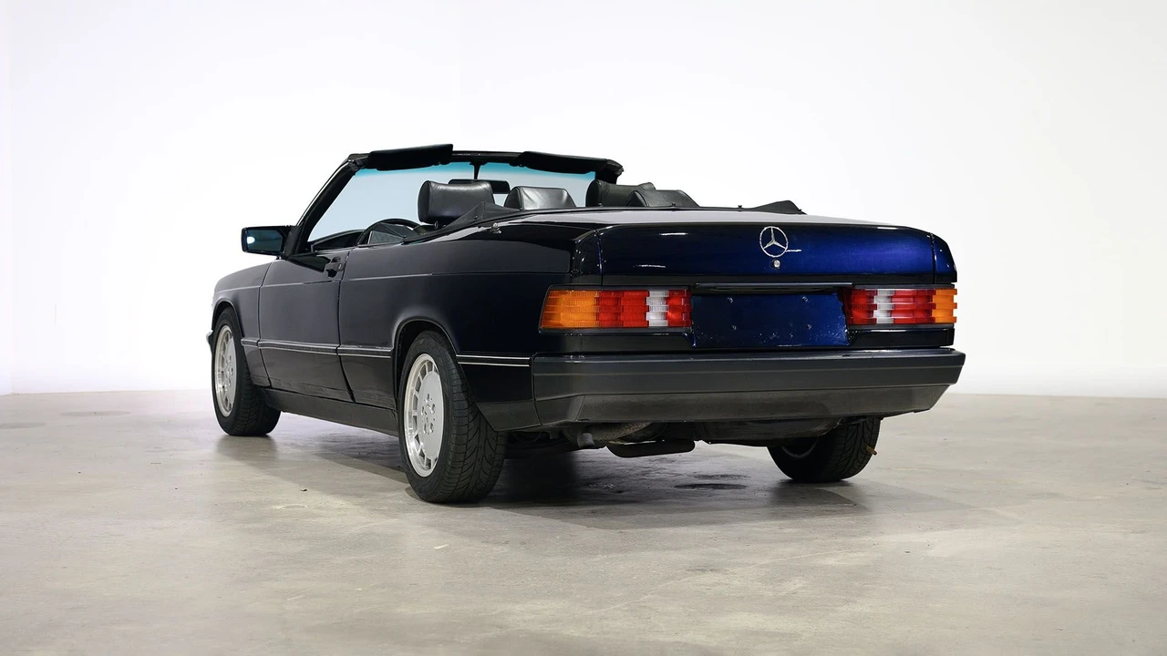 1985 Mercedes-Benz 190E - Image 15 of 31