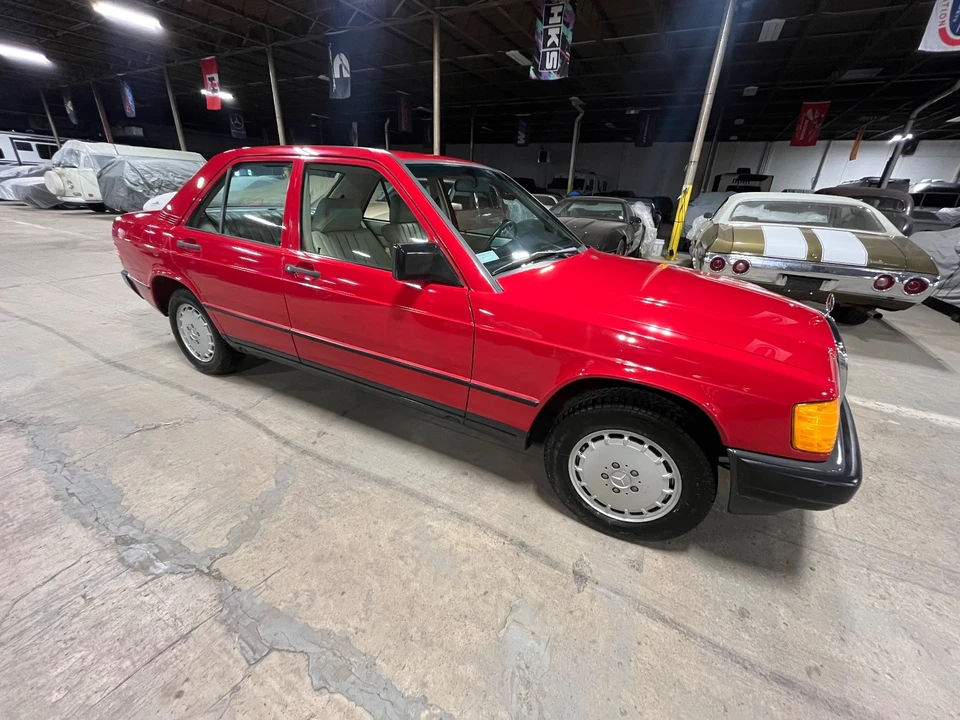 1985 Mercedes-Benz 190E - Image 2 of 21