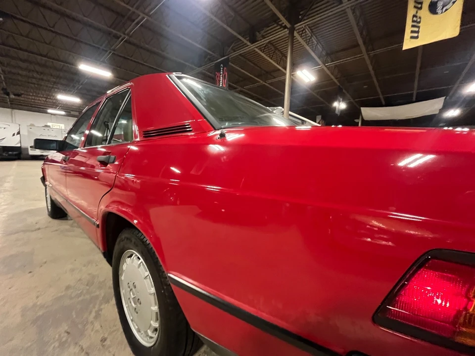 1985 Mercedes-Benz 190E - Image 16 of 21