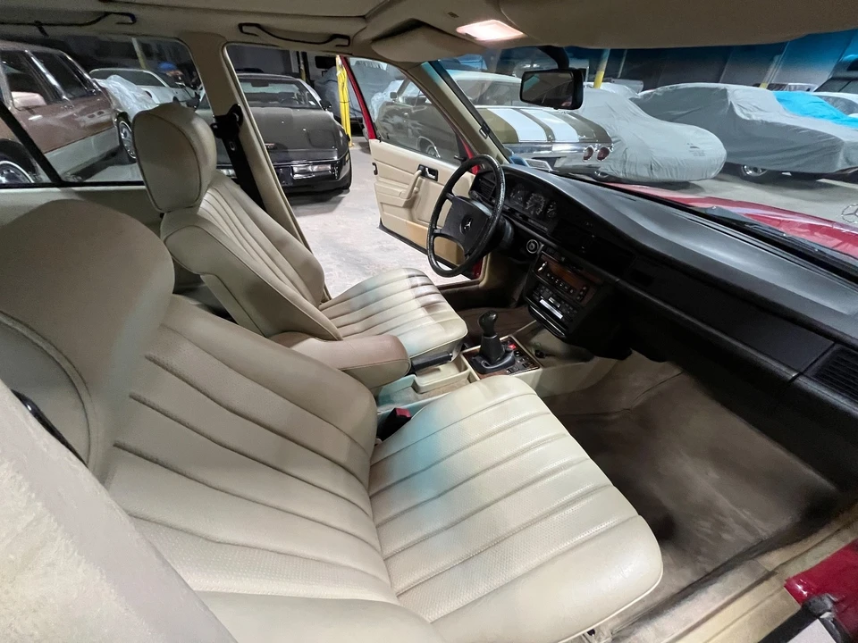 1985 Mercedes-Benz 190E - Image 21 of 21