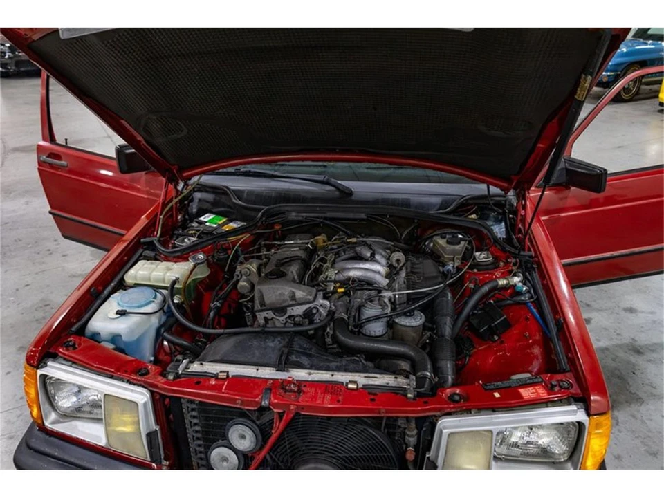 1985 Mercedes-Benz SL-Class - Image 17 of 31