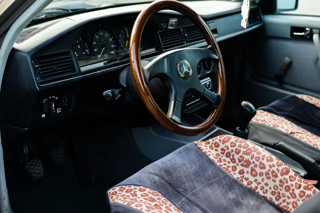 1985 Mercedes-Benz 190E - Image 15 of 30