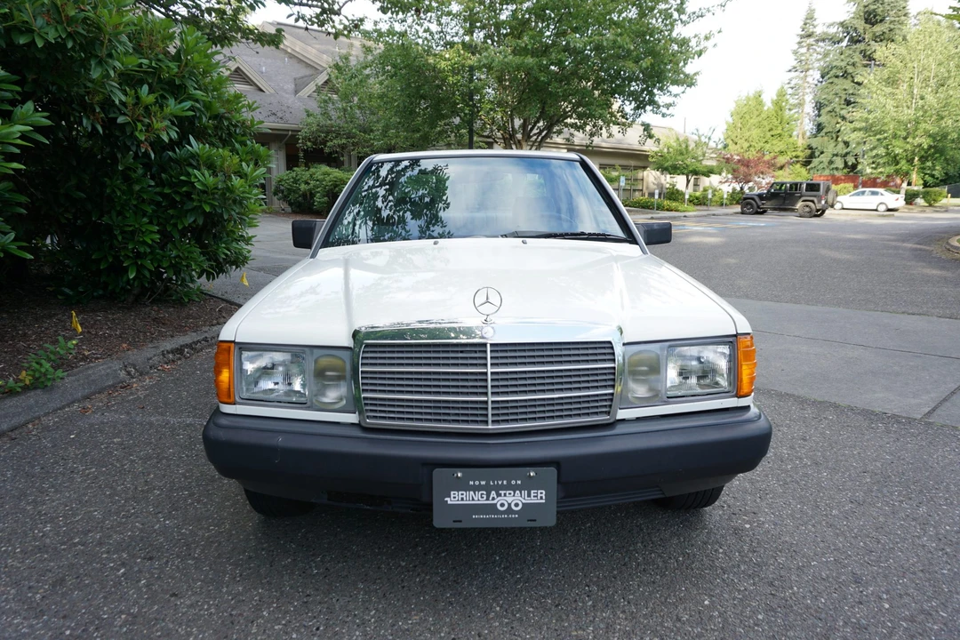 1985 Mercedes-Benz 190E - Image 14 of 31