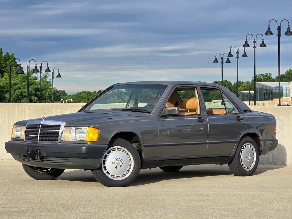 1985 Mercedes-Benz 190E - Image 10 of 31