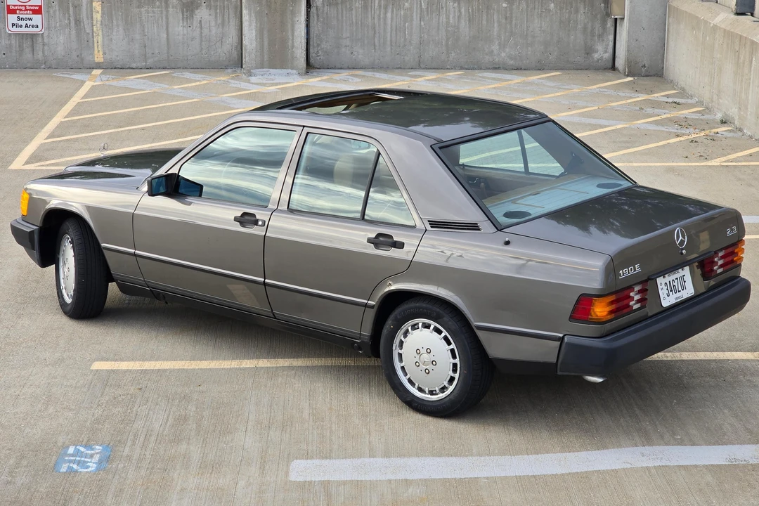 1985 Mercedes-Benz 190E - Image 4 of 31