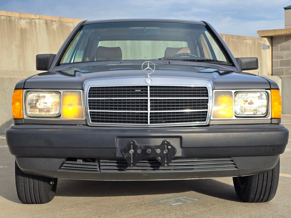 1985 Mercedes-Benz 190E - Image 7 of 31