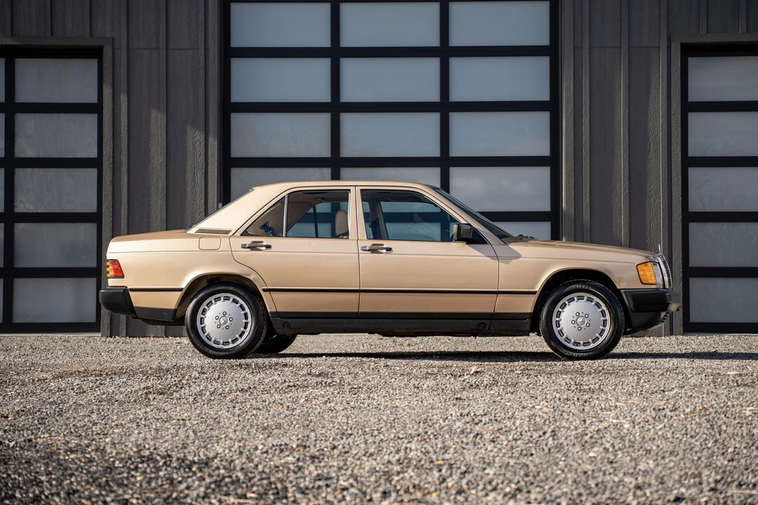 1985 Mercedes-Benz 190E - Image 5 of 31