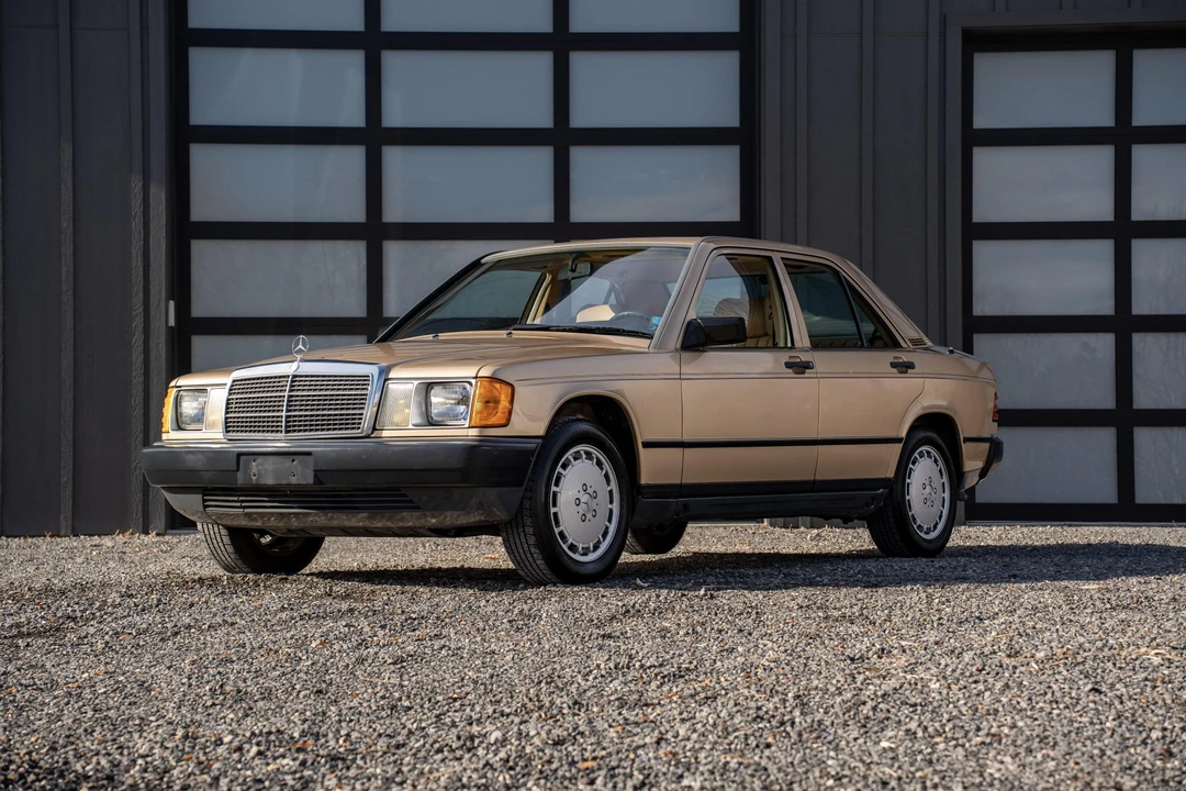1985 Mercedes-Benz 190E - Image 2 of 31