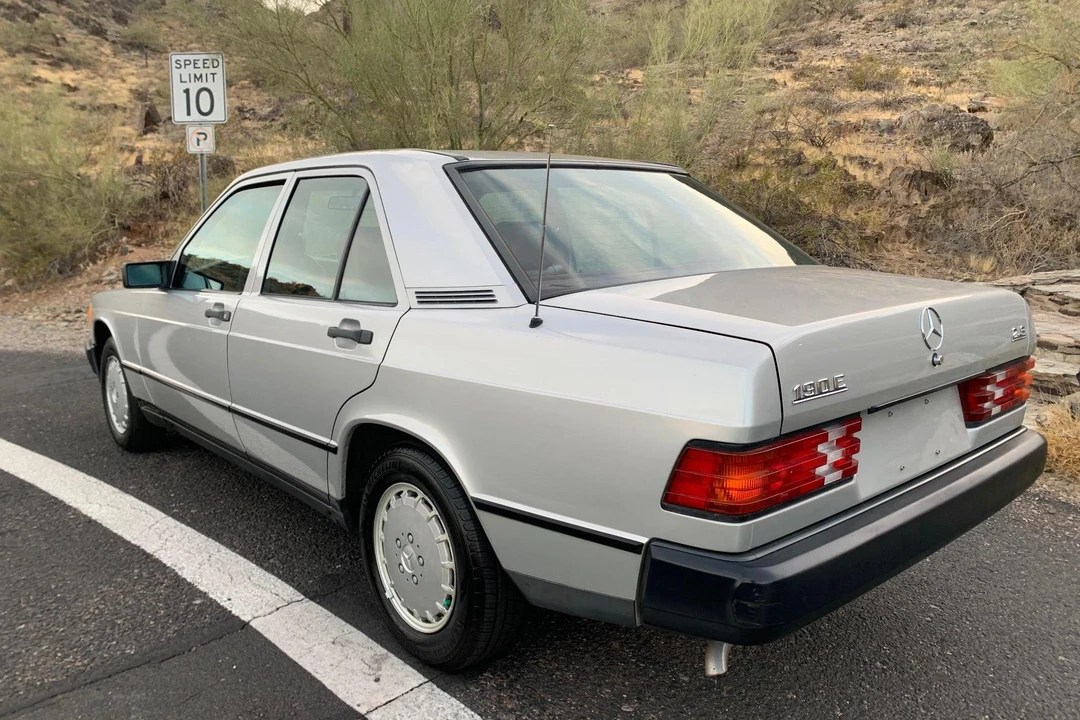 1985 Mercedes-Benz 190E - Image 4 of 31