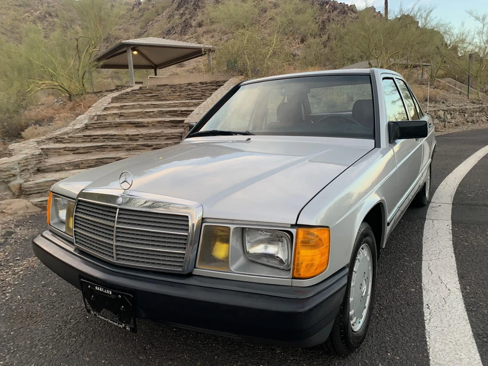 1985 Mercedes-Benz 190E - Image 7 of 31