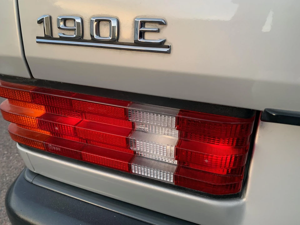 1985 Mercedes-Benz 190E - Image 23 of 31