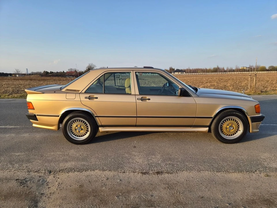 1985 Mercedes-Benz 190E - Image 27 of 30