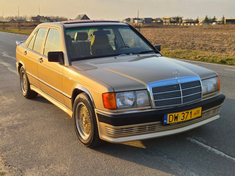 1985 Mercedes-Benz 190E - Image 18 of 30