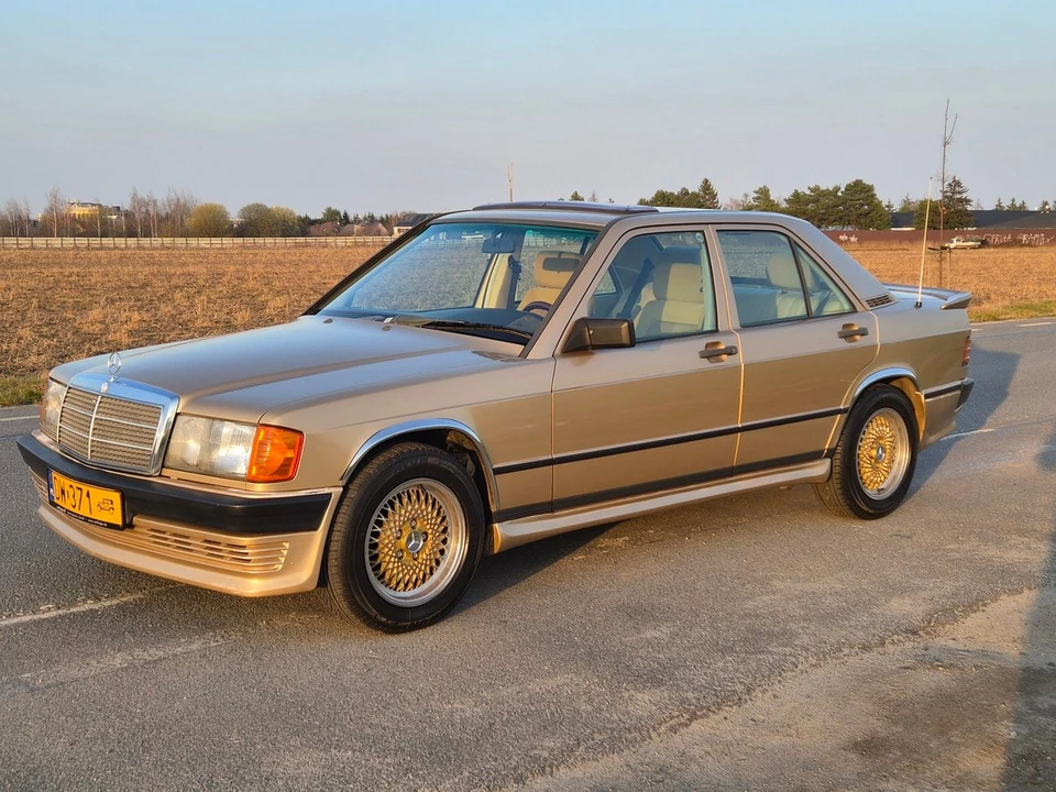 1985 Mercedes-Benz 190E - Image 8 of 30