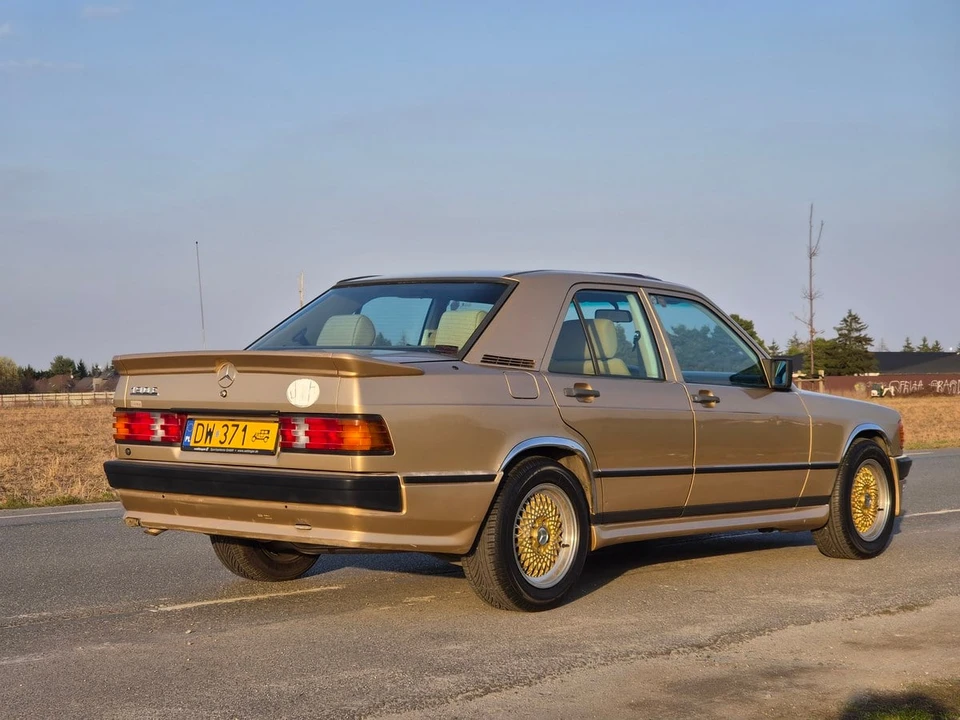 1985 Mercedes-Benz 190E - Image 3 of 30