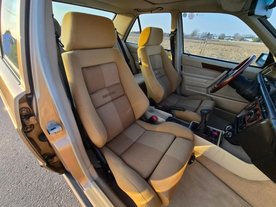 1985 Mercedes-Benz 190E - Image 4 of 30