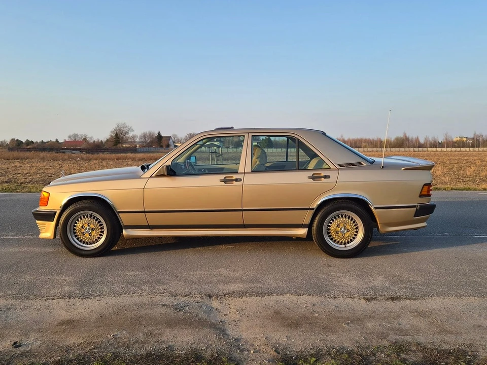 1985 Mercedes-Benz 190E - Image 2 of 30