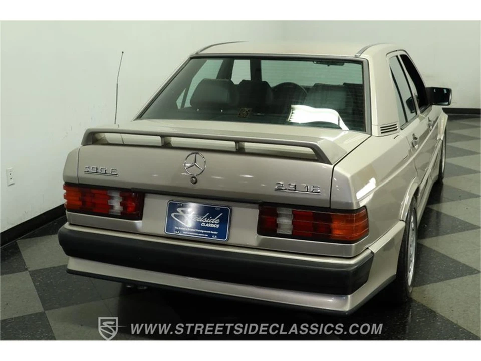 1985 Mercedes-Benz 190E - Image 10 of 31
