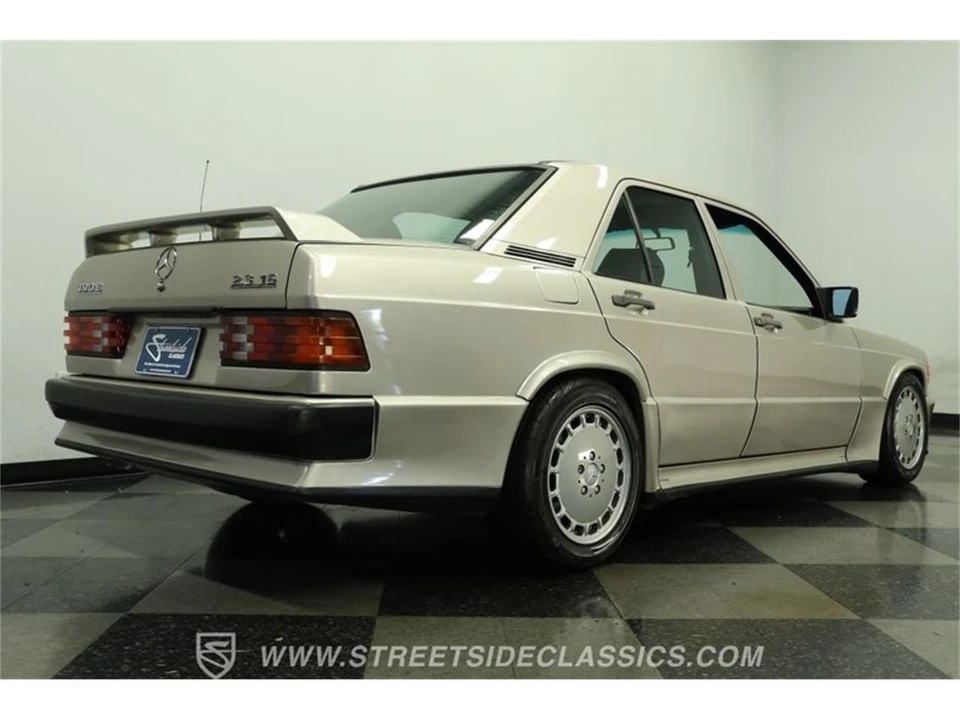 1985 Mercedes-Benz 190E - Image 26 of 31