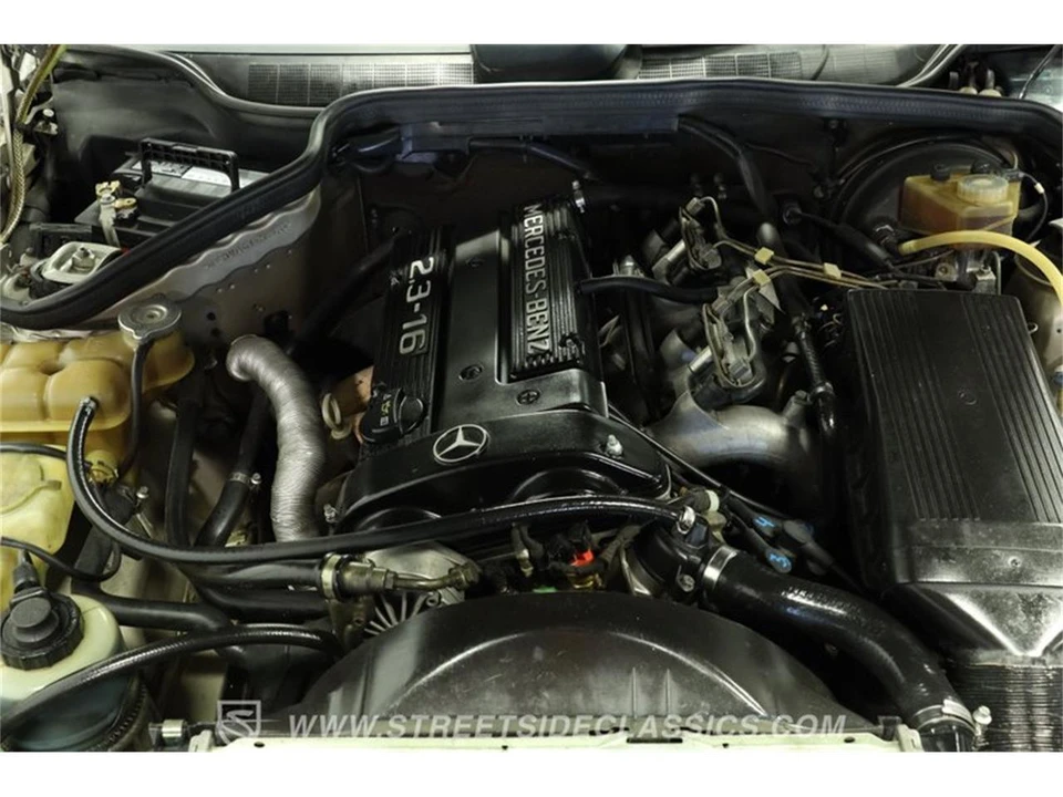 1985 Mercedes-Benz 190E - Image 3 of 31