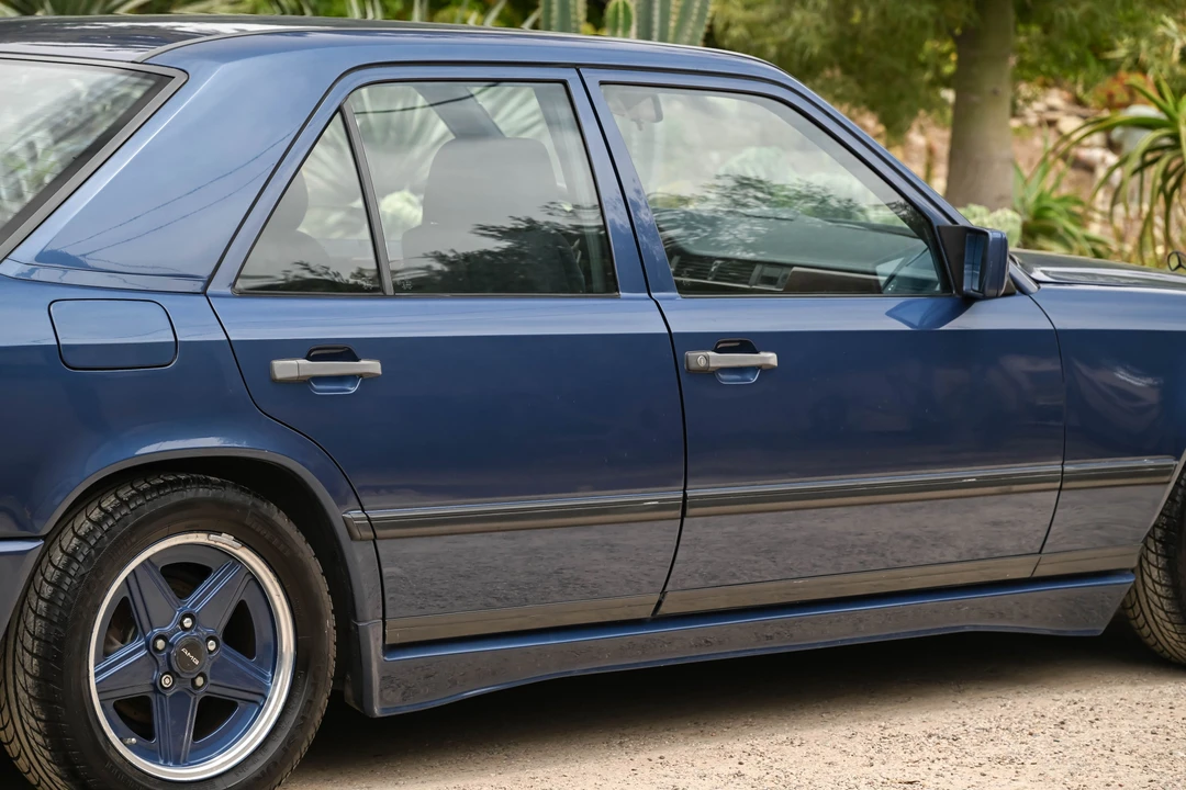 1985 Mercedes-Benz W124 E-Class - Image 22 of 31