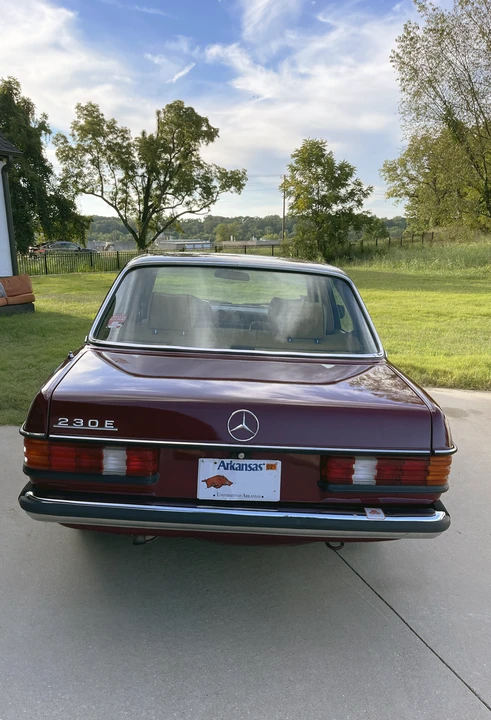 1985 Mercedes-Benz W124 E-Class - Image 7 of 7
